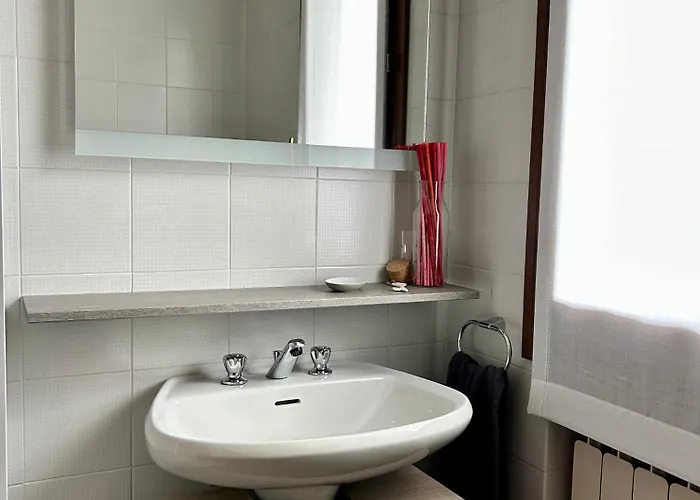 Bellagio Neighbor Дом отдыха Limonta