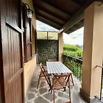 בית נופש Bellagio Neighbor